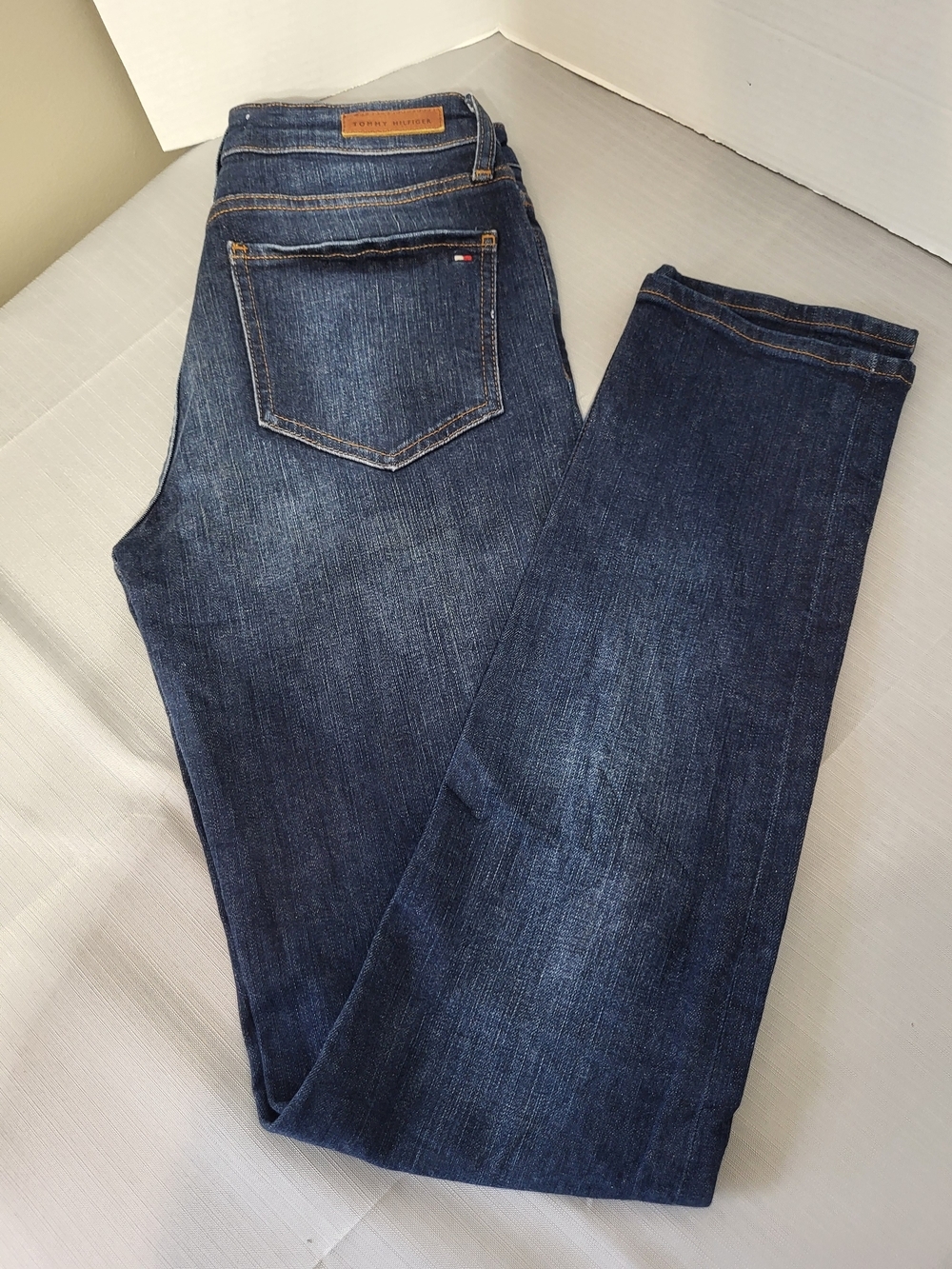 Tommy Hilfiger Women's Straight Jeans in Dark Indigo, Size 27